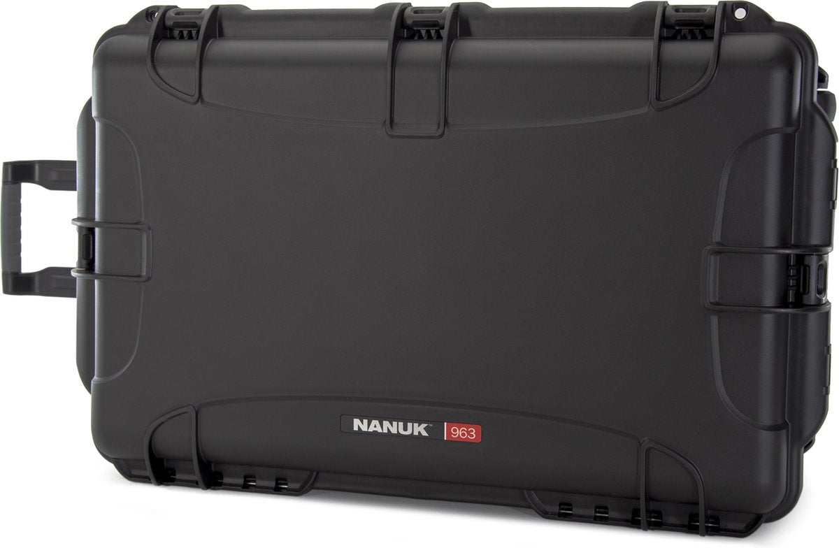 Nanuk 963