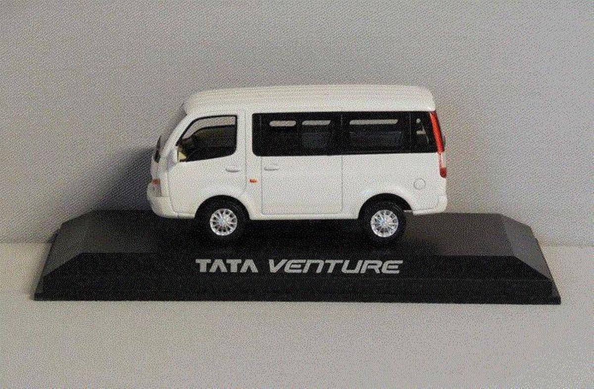 Tata Ventur - 1:43 - Norev