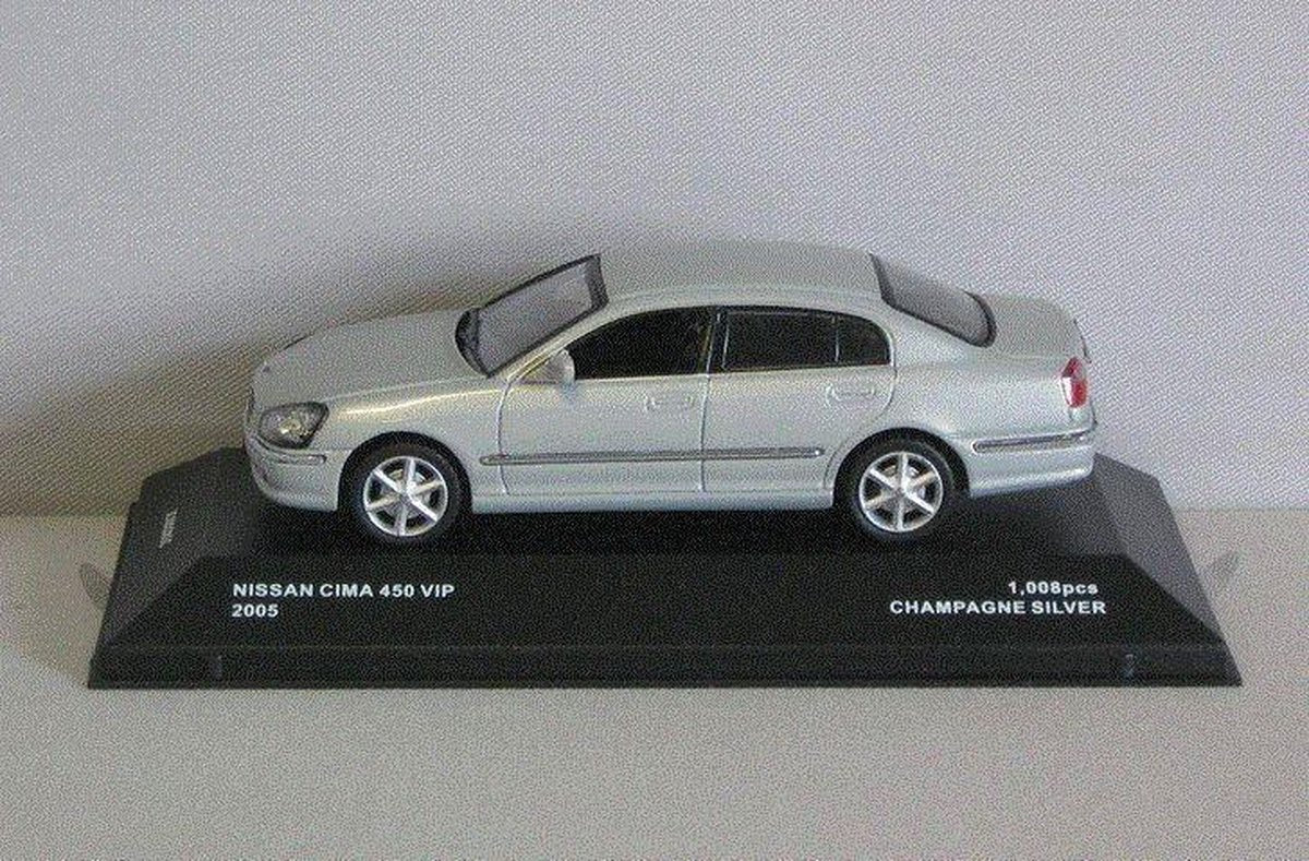 Nissan Cima 450 VIP 2005 - 1:43 - J-Collection