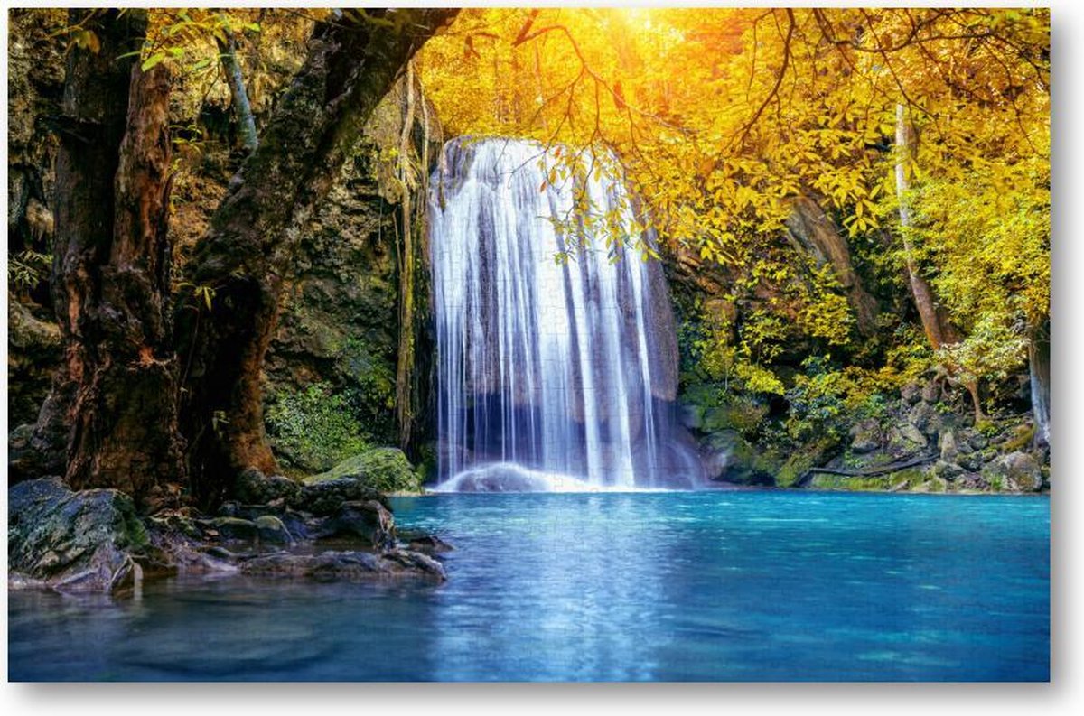 Oase aan waterval - Erawan waterval in de herfst
