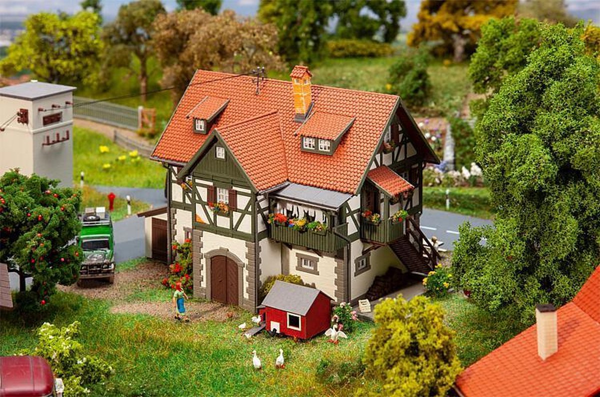 Faller - Forest superintendent’s office - FA130572 - modelbouwsets