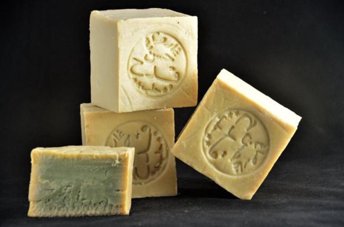 25x Aleppo Zeep Blokken met 20% Laurierbesolie - Olijfolie zeep - Savon D'Alep - Bulk Aleppozeep 5kg