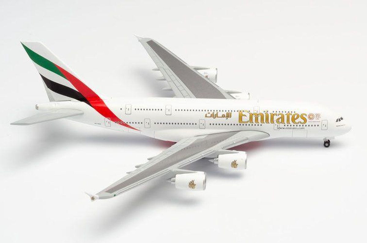 Airbus A380800 Emirates (A6EOX)