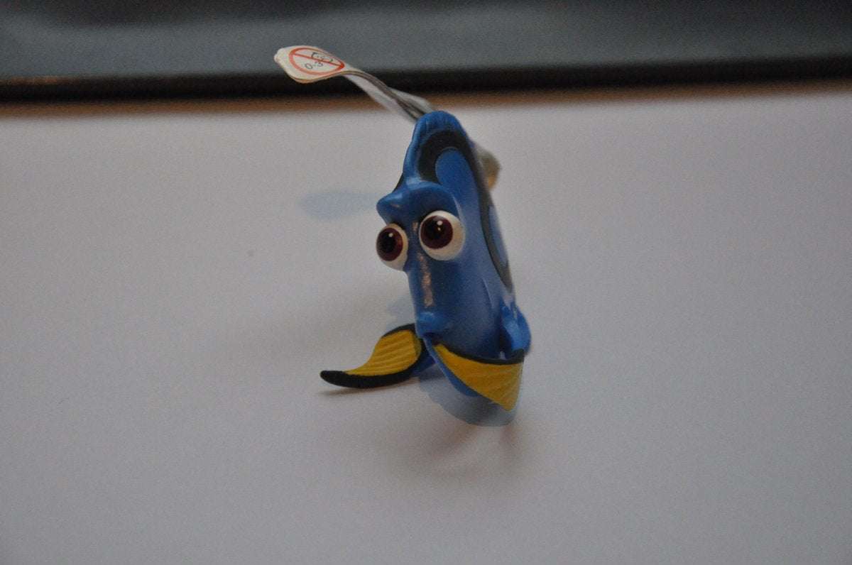 Disney Finding Dory Confused Dory Figure