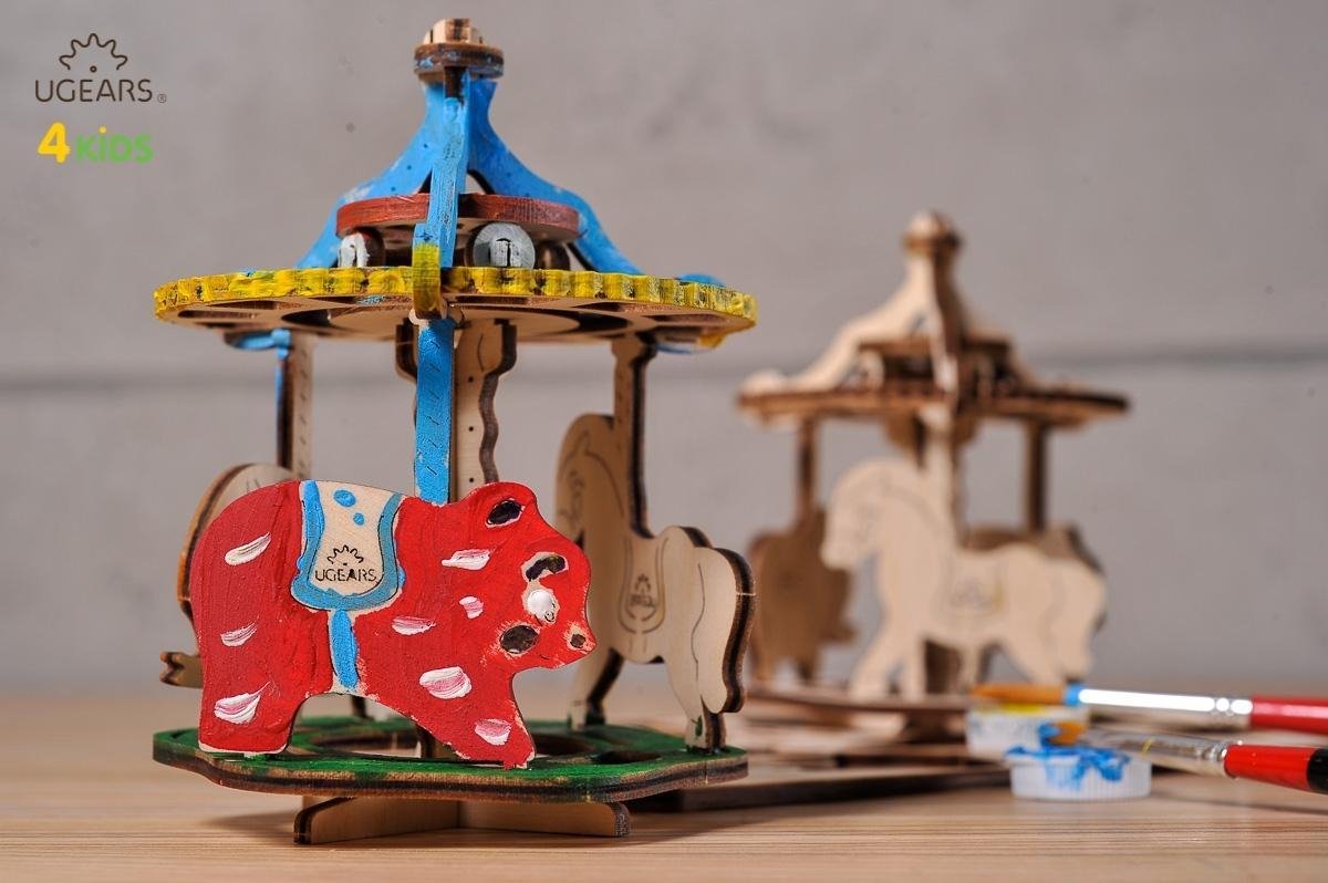 UGears - Kleurenmodel - Draaimolen