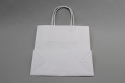 Draagtassen Papier Wit 18x8x22cm Kraft 90 g/gm met gedraaid handvat (50 stuks)
