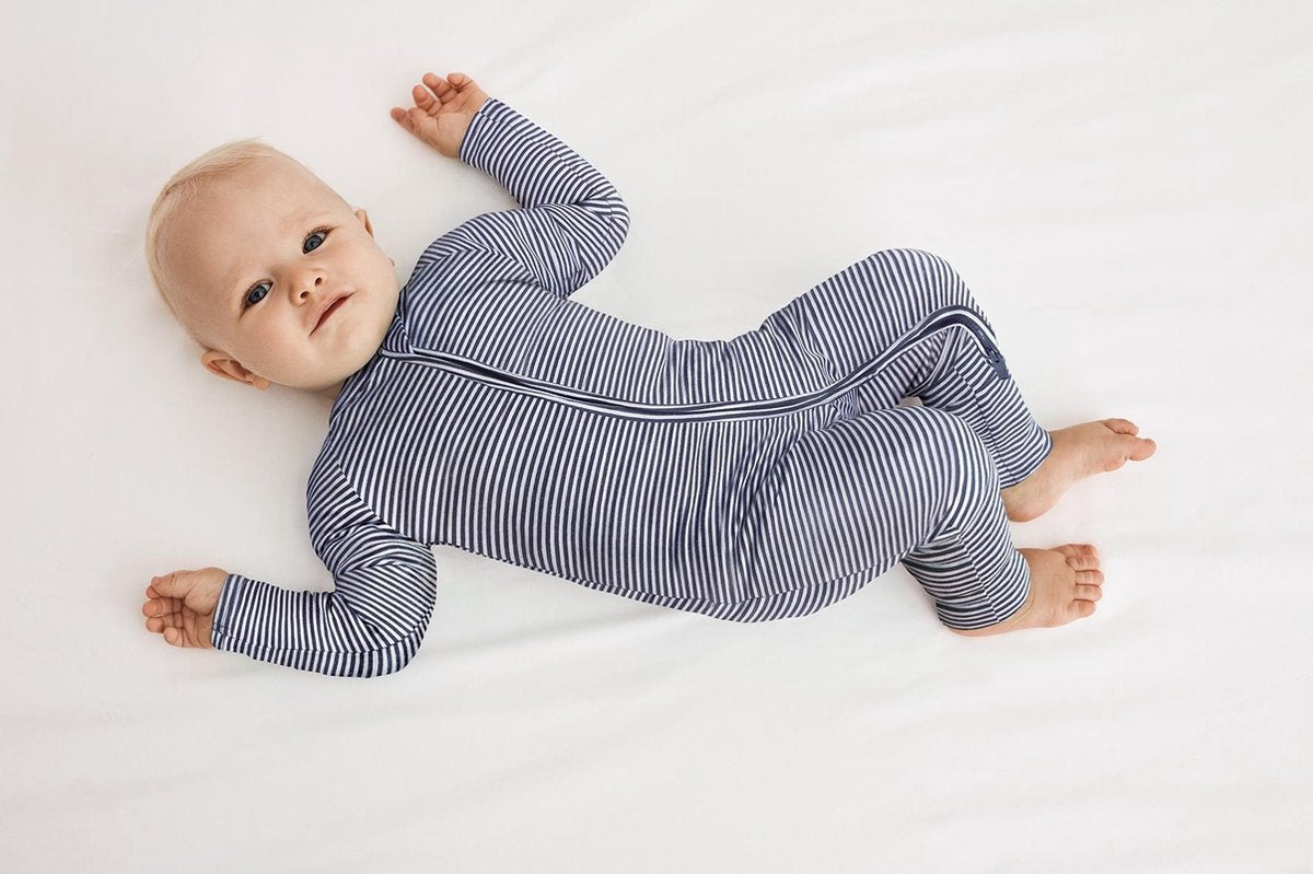 DIM BABY Zipped Pyjama -Grijs en wit gestreept- Maat 68 cm