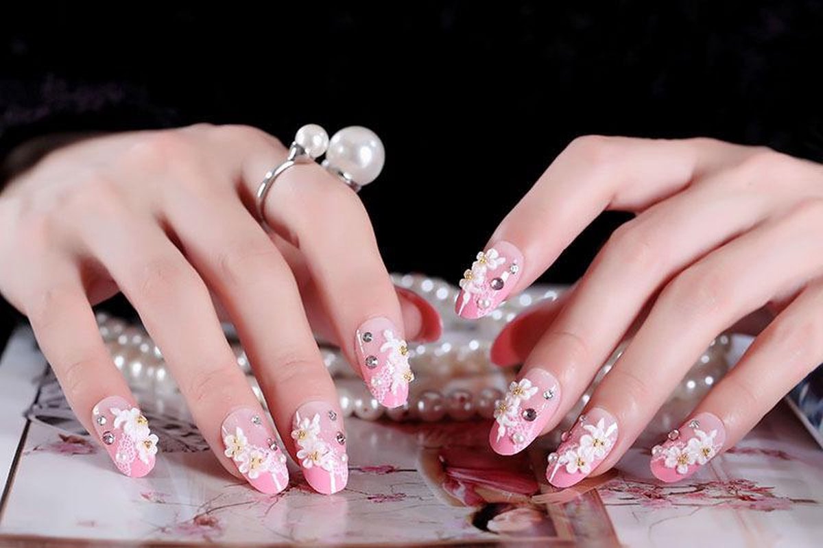 24-delige kunstnagel Art-decoratieset. Roze met glitter en diamanten. Volledige dekking DIY nep nagels. 10 verschillende maten en minimaal 2 stuks per maat