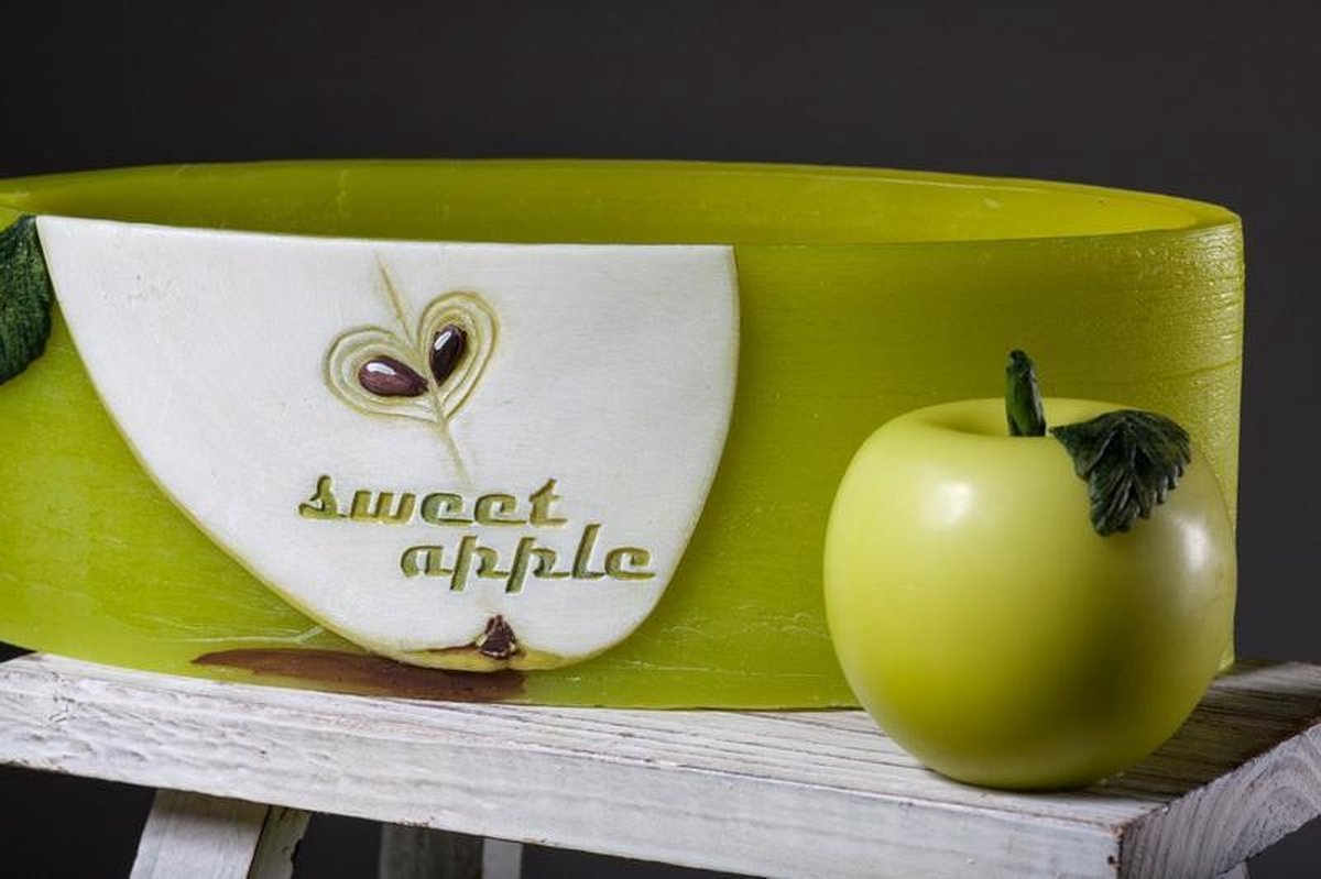 Groene appel geurende ovale wax windlicht 95/125/270 (incl. 2 stuks 3 uurs theelichten)