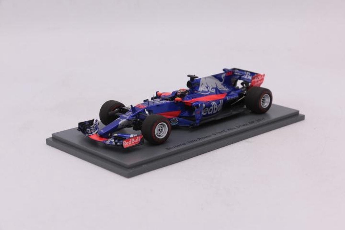 Torro Rosso F1 Toro Rosso STR12 D. Kvyat Abu Dhabi GP 2017