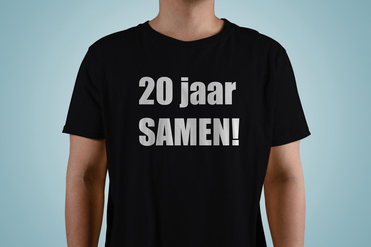 20 JAAR GETROUWD | JUBILEUM | TROUWDAG | VIERING | 50 Jaar Samen T Shirt | Kado Cadeau Tip | Voor Mannen en Vrouwen | Unisex | Maat L