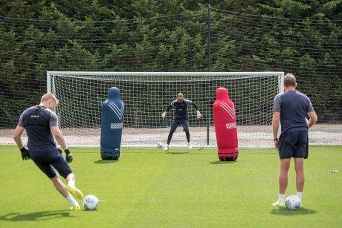 Giant  vrije trap poppen - Voetbal training - Blauw / Rood - opblaasbaar
