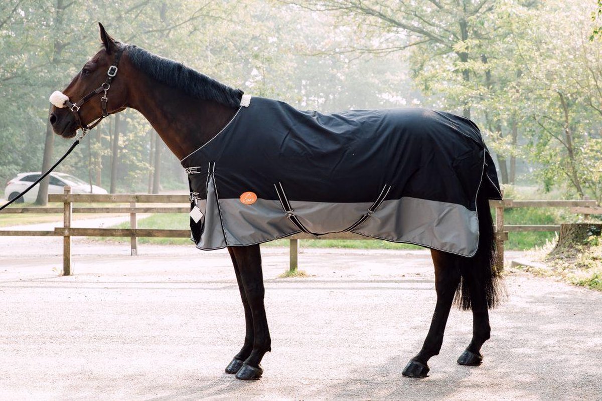 G-Horse | Outdoor Regen/Winter deken | 200 gram | 105 cm | Zwart/grijs | 600DN