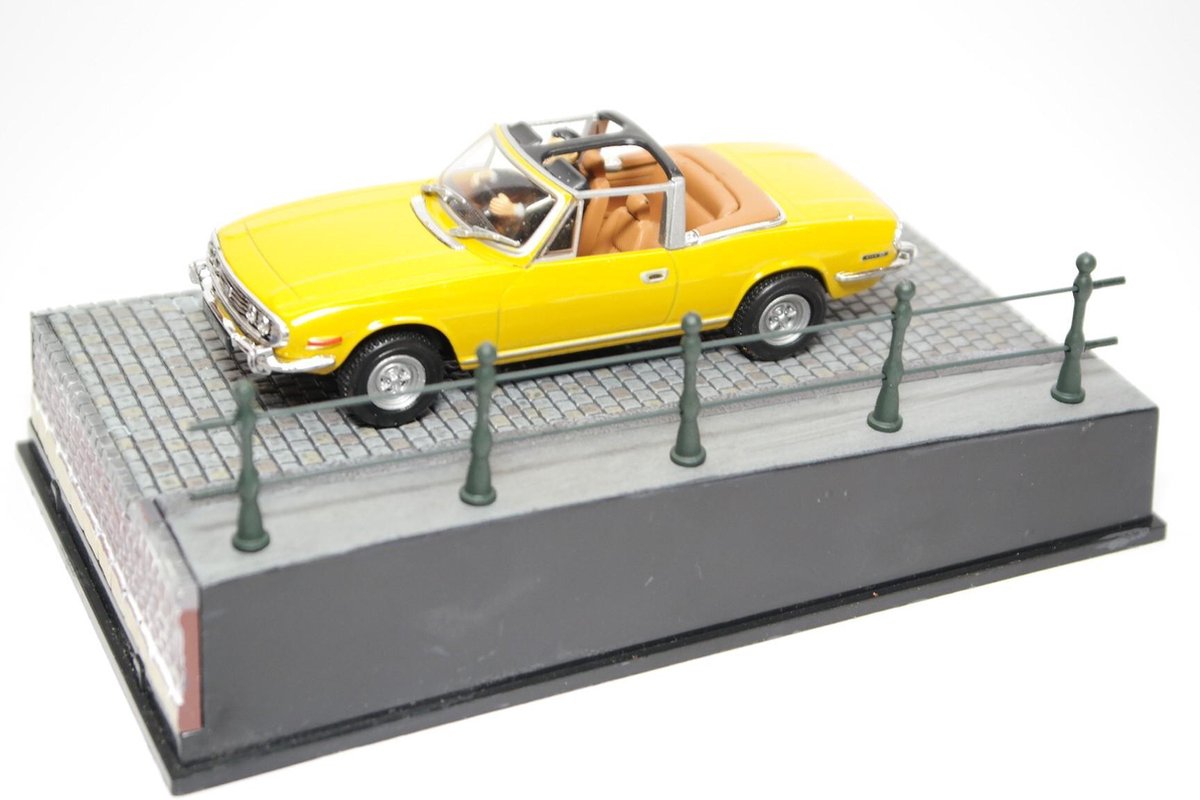 TRIUMPH STAG JAMES BOND 'DIAMONDS ARE FOREVER' 1971 1:43