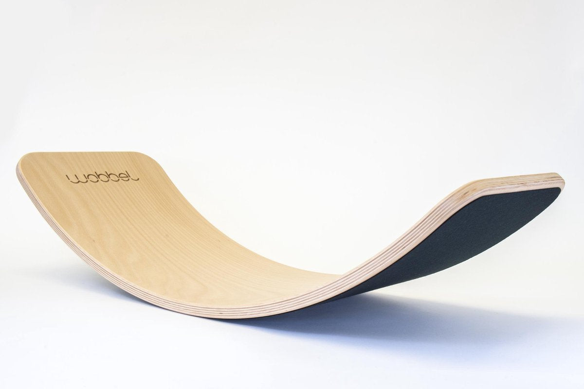 Wobbel Original Zwart - Blank gelakt houten balance board van 90 cm met zwart wolvilt