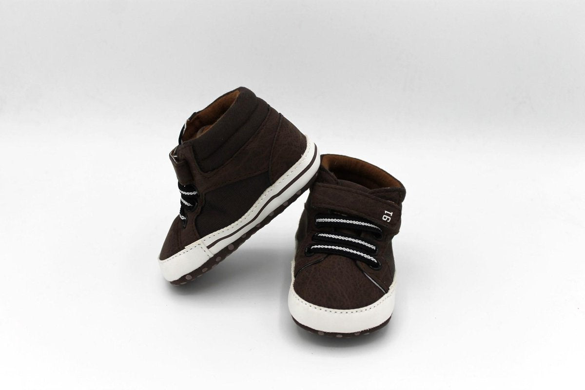Babyslofje-hoog-bruin-maat L-kraamcadeau