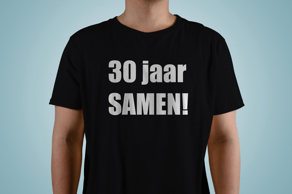 30 JAAR GETROUWD | JUBILEUM | TROUWDAG | VIERING | 50 Jaar Samen T Shirt | Kado Cadeau Tip | Voor Mannen en Vrouwen | Unisex | Maat L