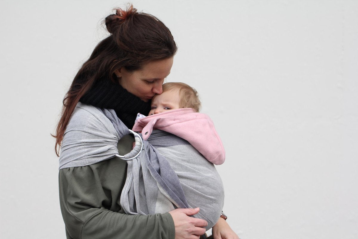 Yaro Newborn Navy Ring Sling