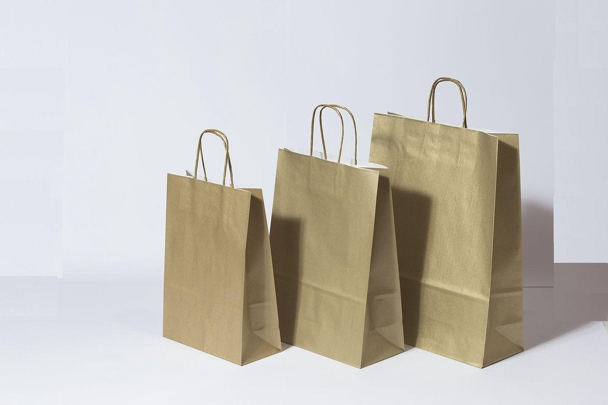 Draagtassen Papier Goud 26+12x35cm Kraft Papier 90 grams (50 stuks)