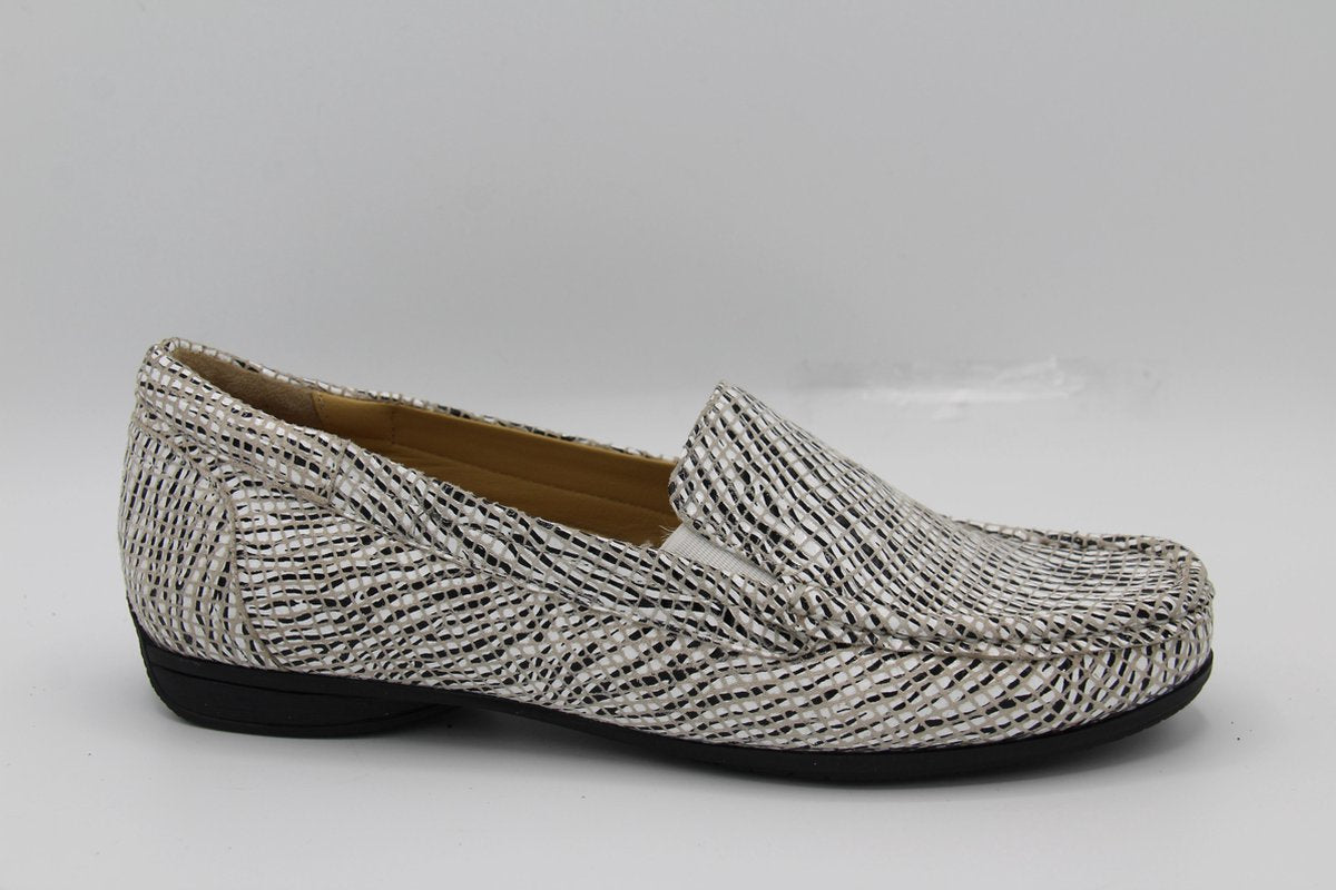 Helioform- 305.023 Moccassin- Zebra print- H- instapper- maat 5