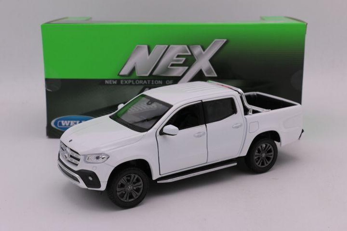 Mercedes-Benz X-Class White