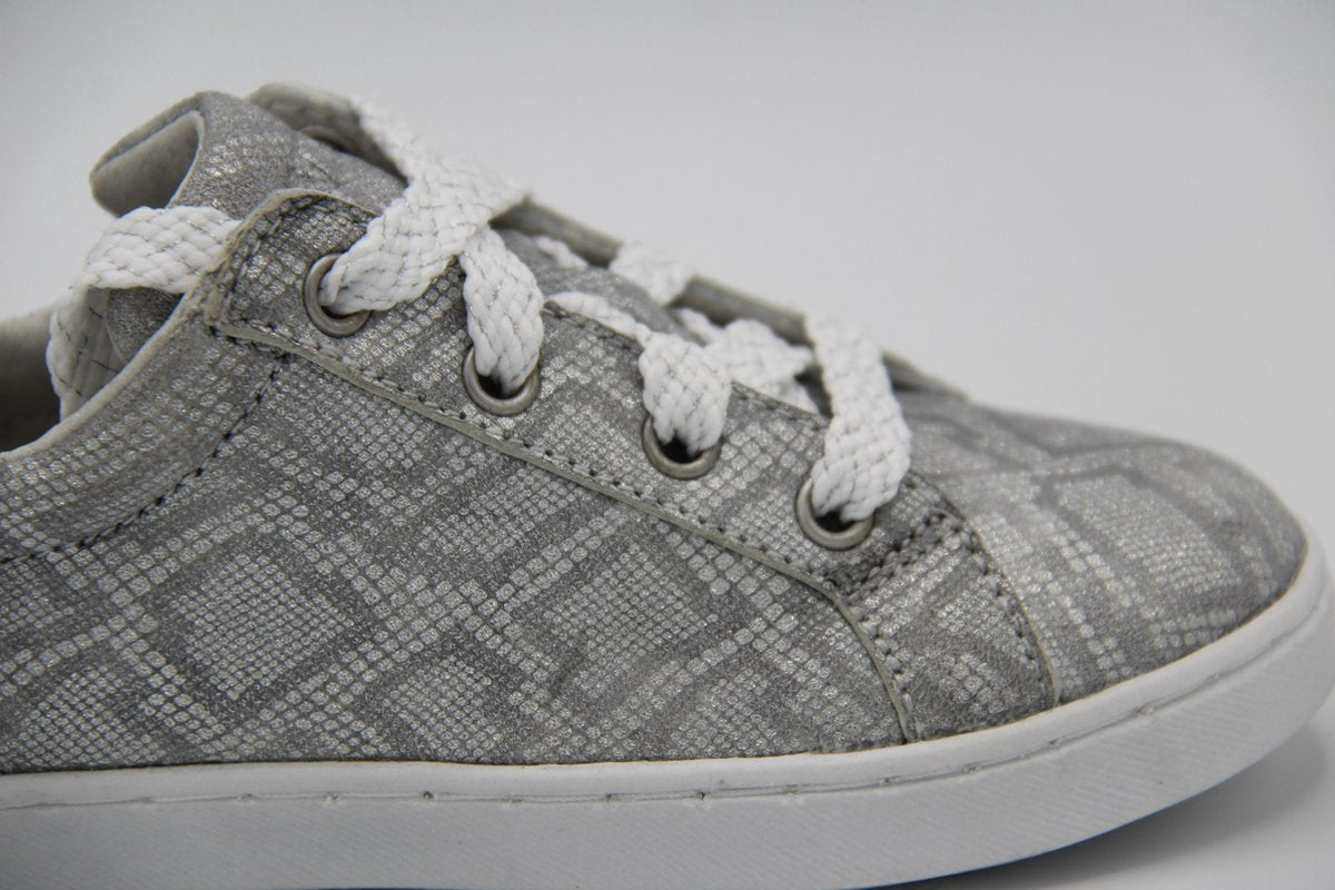 Twins- Wit grijze metallic sneaker 320100900- breedte 5- maat 26