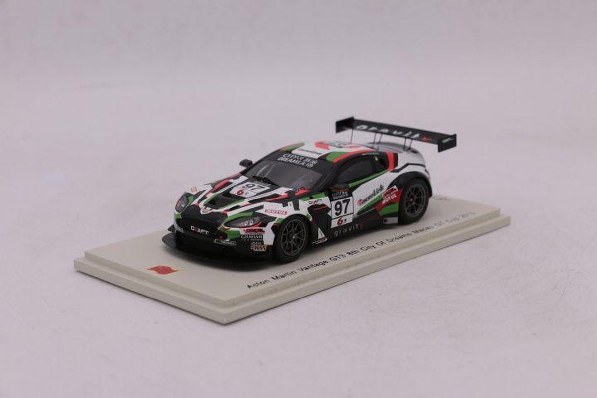 Aston Martin Vantage GT3 Macau GT Cup 2013