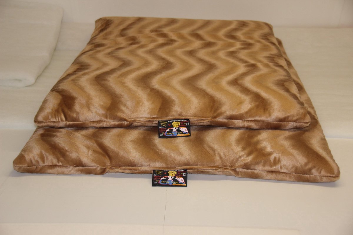 Wolken Ligbed Camel 100 x 100 cm