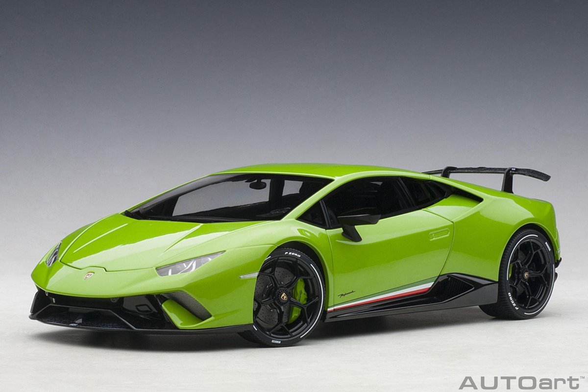 AutoArt 1/18 Lamborghini Huracan Performante - 2017