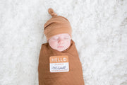 Lulujo Hello World Inbakerdoek - Met Muts - Tan