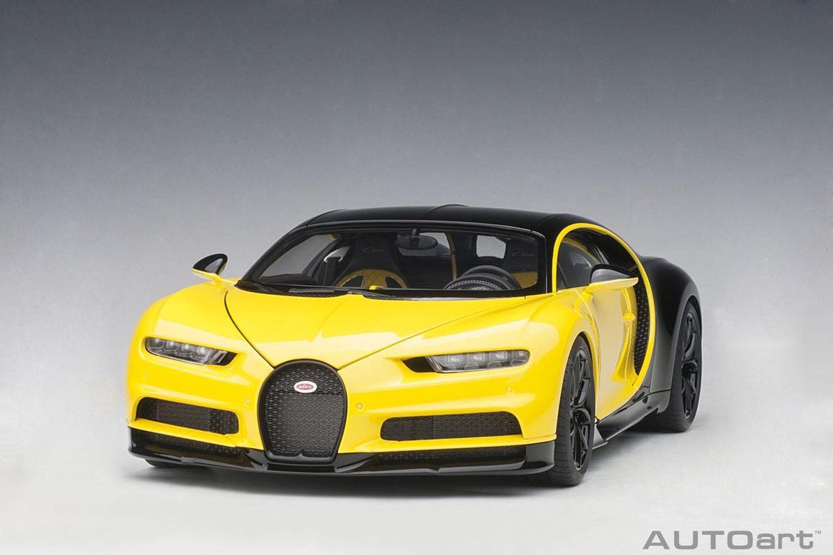 AutoArt 1/18 Bugatti Chiron "Molsheim Yellow"