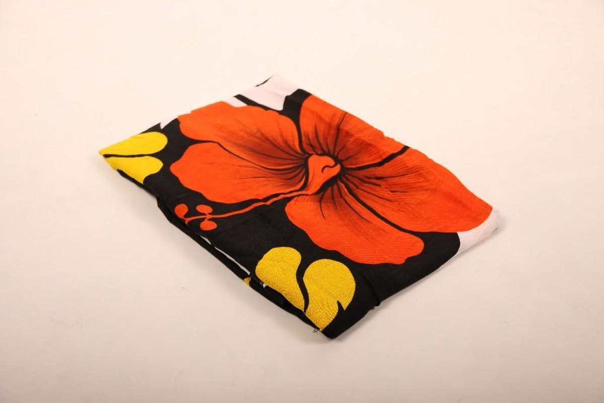 Sarong 39 - Pareo - Saunadoek – Wikkeljurk - Oranje Bloemen - Tahiti stijl - Om Namaste