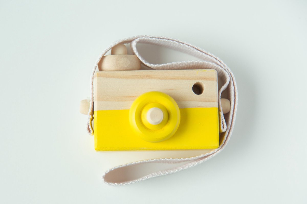Mats en Milla | Houten Camera |Fototoestel Speelgoed | Geel | Kinderkamer | Baby Accessoire | Decoratie