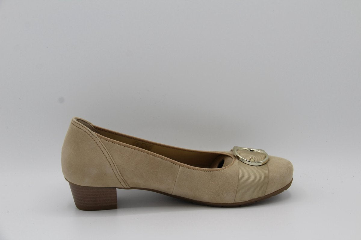 Ara - 123760 beige pump met gouden gesp- maat 38