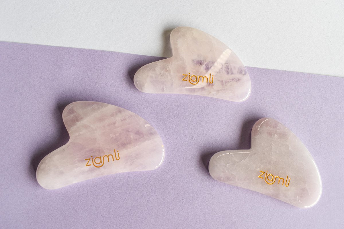 Ziamli Gua sha schraper - 100% rosequartz - Gezicht massage - Premium kwaliteit rozenkwartz