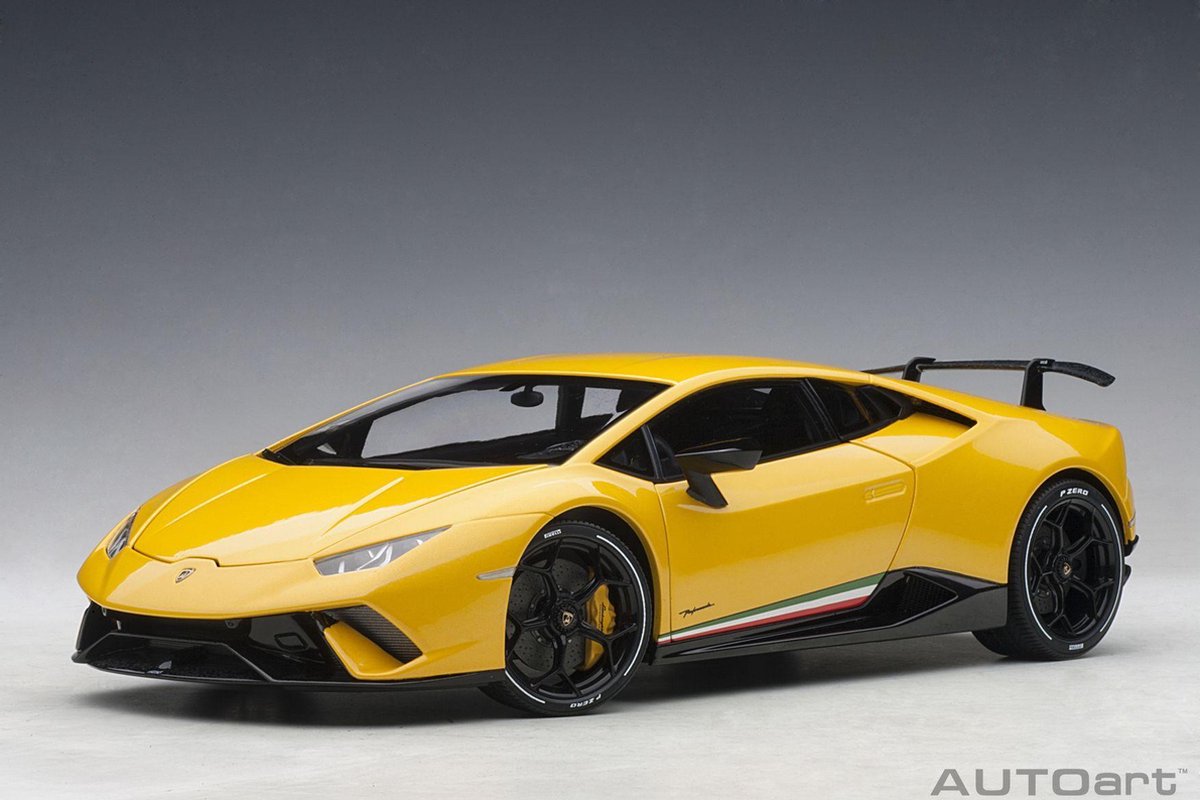 AutoArt 1/18 Lamborghini Huracan Performante - 2017