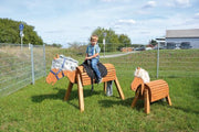 Houten paard 50 cm gelakt (rechts op foto)