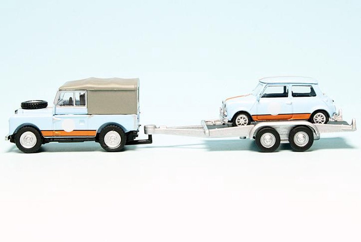 Land Rover 88 + AANHANGER & MINI BRITISH RACING MARTINI 1:87