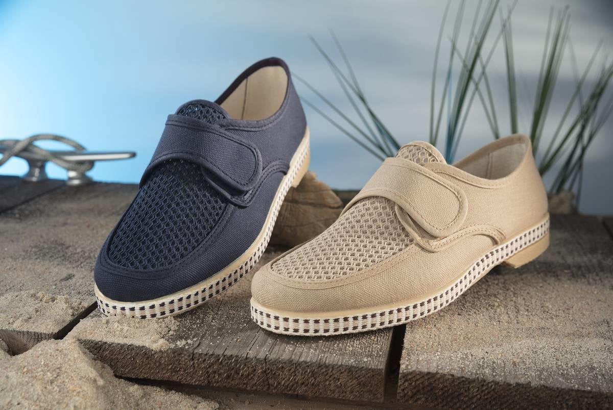 Luchtige schoenen met klittenband marineblauw maat 44