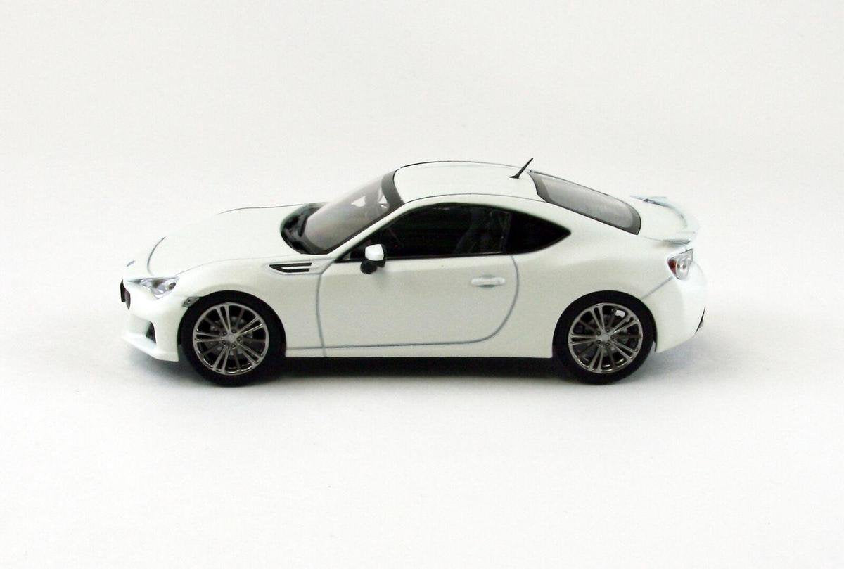 Subaru BRZ Tokyo Motor Show 2011 - 1:43 - Ebbro