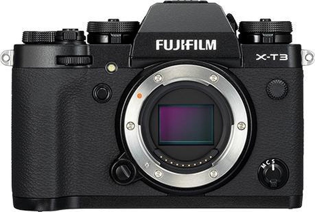 Fujifilm X -T3 + XF 16-80 mm MILC 21