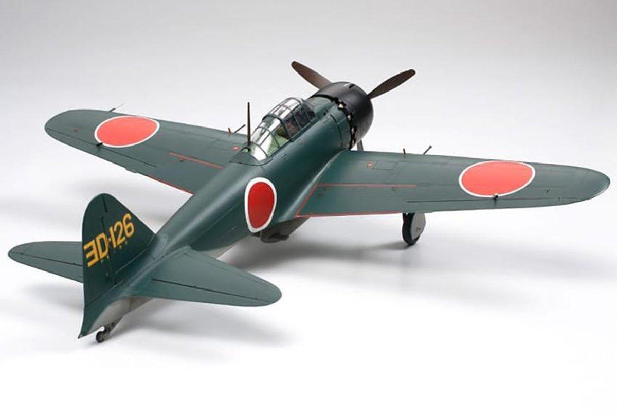 Tamiya Mitsubishi A6M5/5a Zero Fighter (Zeke) + Ammo by Mig lijm