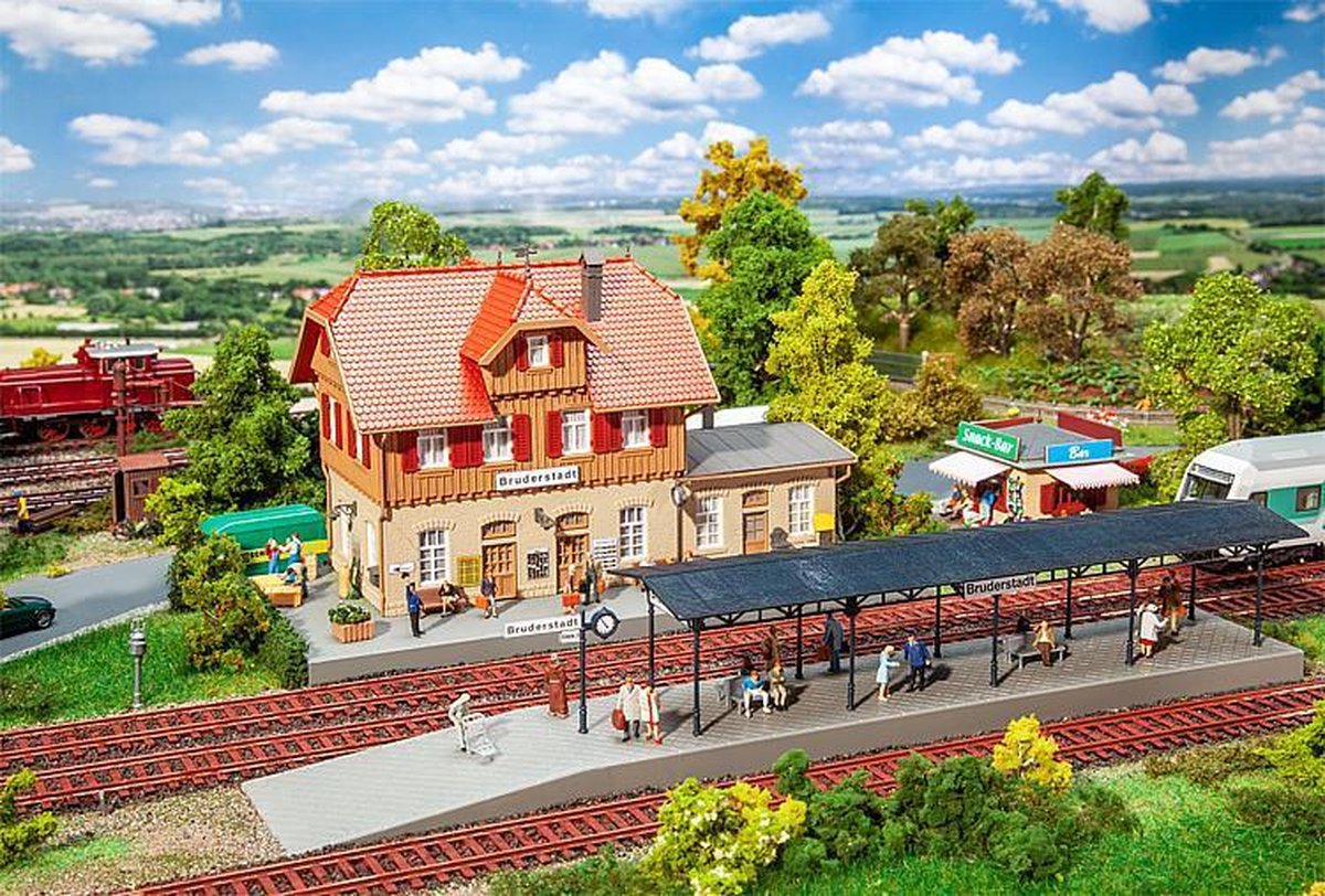 ACTIESET STATION BRUDERSTADT (9/19) *