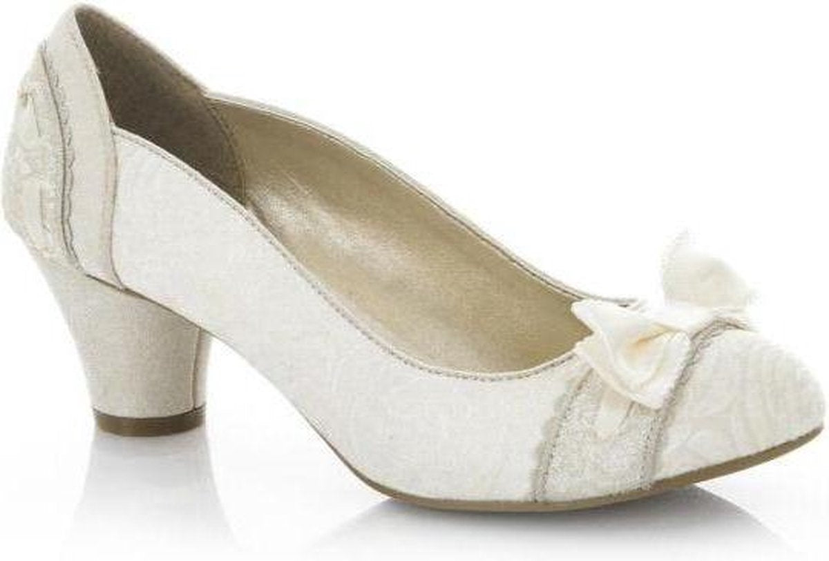 Hayley Cream in Swing Vintage Jaren 50 Stijl