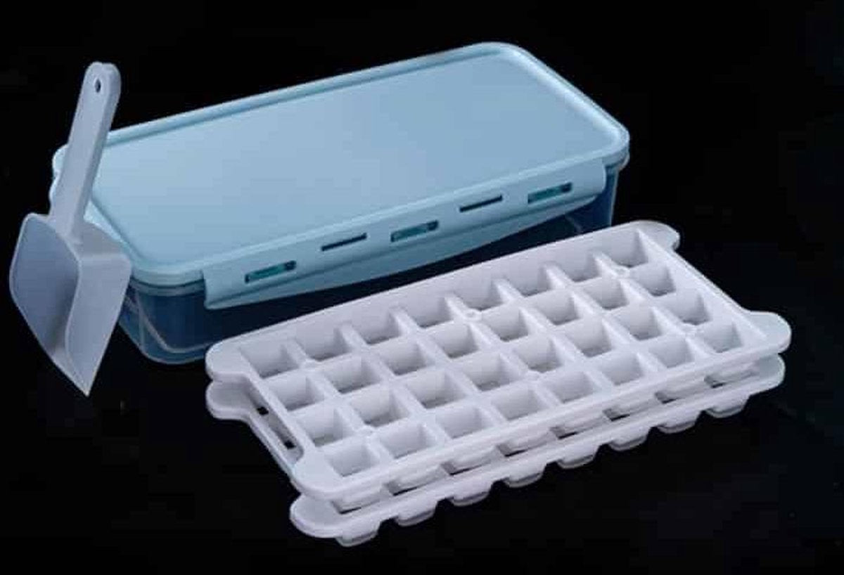 Huishoudelijke siliconen koelbox met deksel IJsblokjesvorm Koelkast Ice Lattice Quick Freezer Levering in willekeurige kleur