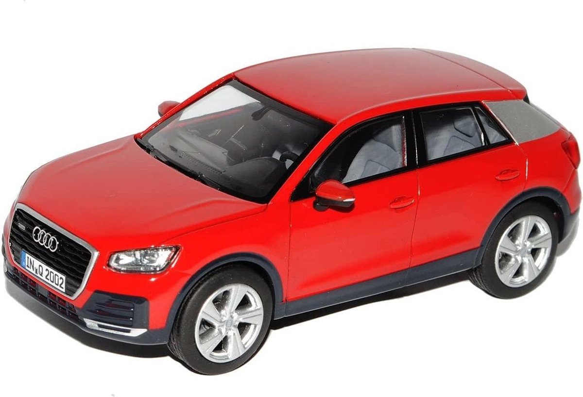 Audi Q2 - 1:43 - iScale