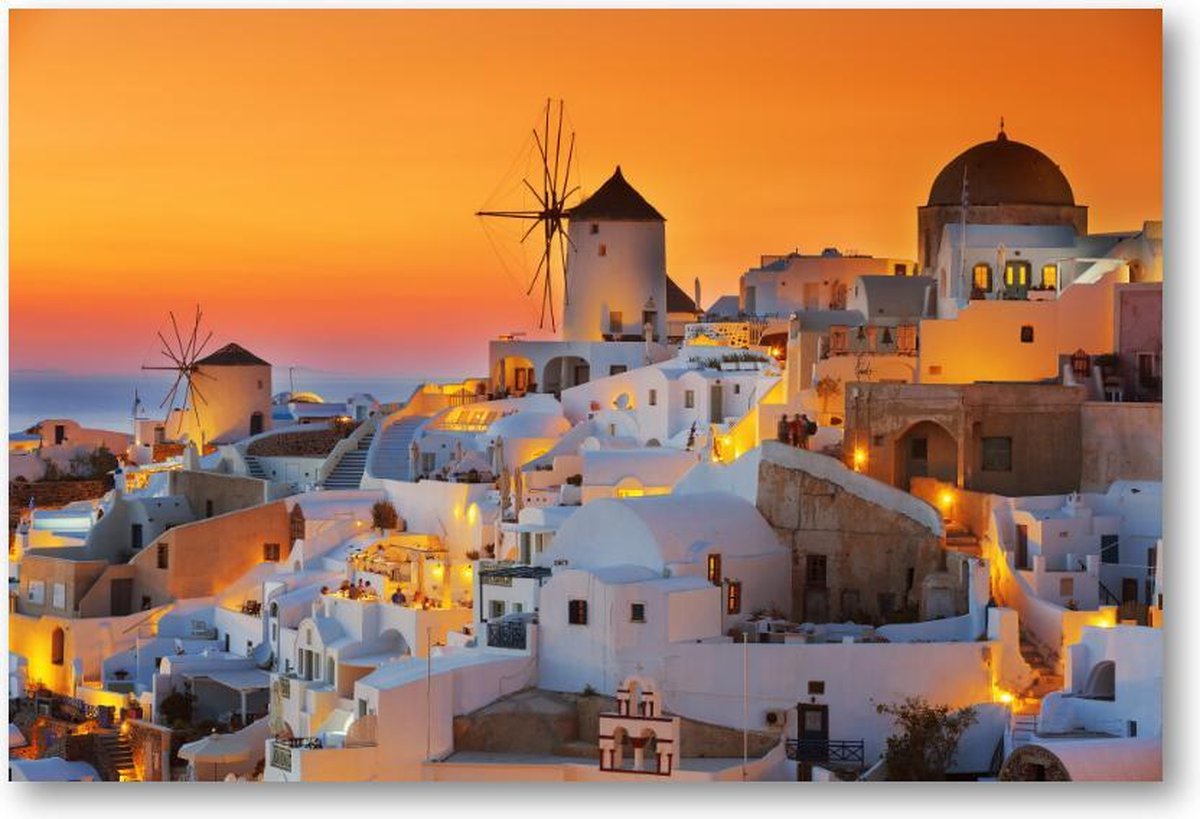 Oia bij zonsondergang