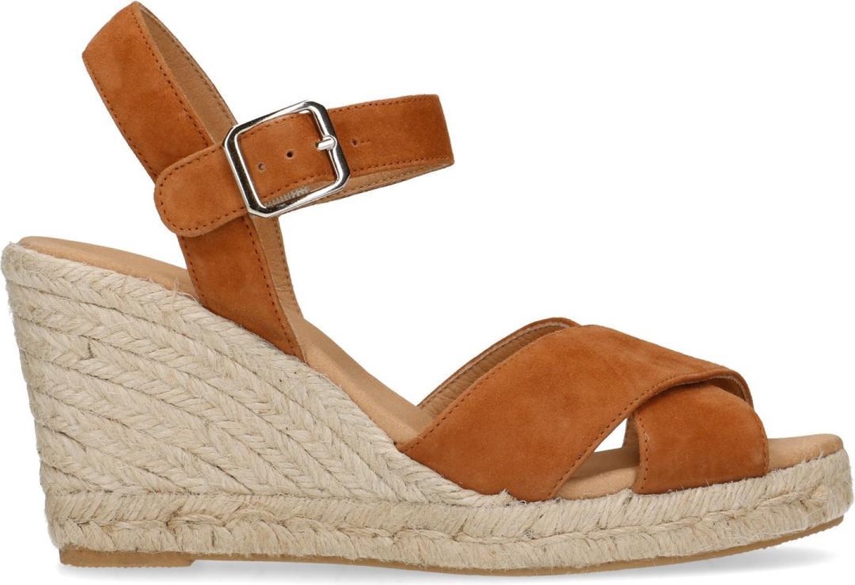 Manfield - Dames - Cognac sandalen met gekruiste banden - Maat 39