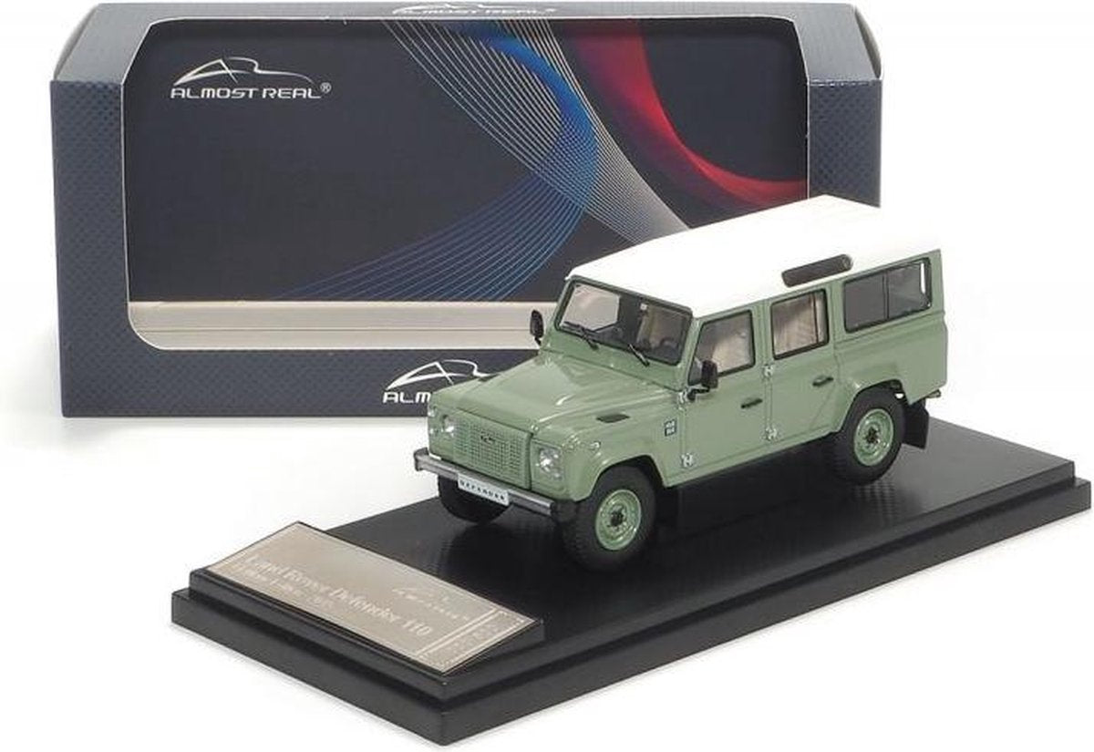 Land Rover Defender 110 Heritage Edition 2015 - 1:43 - Almost Real