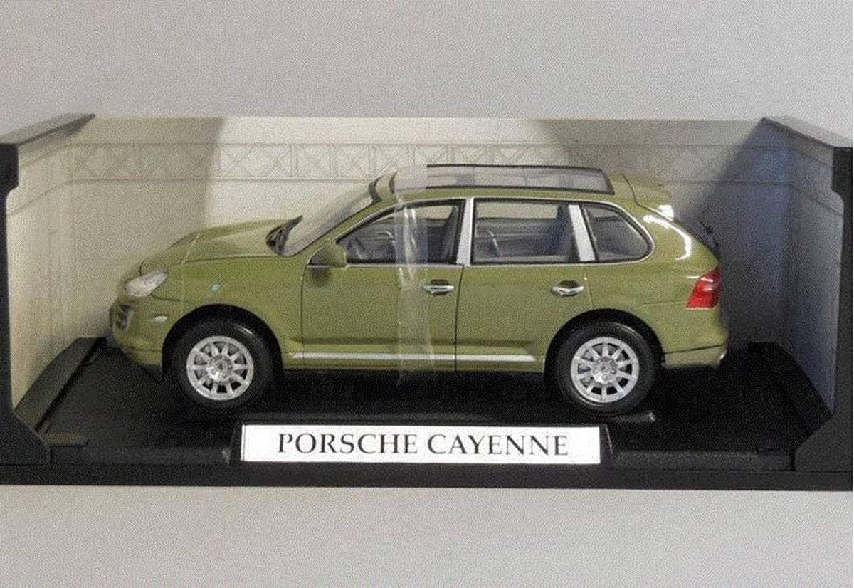 Porsche Cayenne - 1:18 - Motor Max